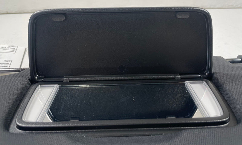 Load image into Gallery viewer, 25-26 CHEVROLET EQUINOX FRONT LEFT DRIVER SIDE SUN VISOR W/ MIRROR 1.5L # 112343
