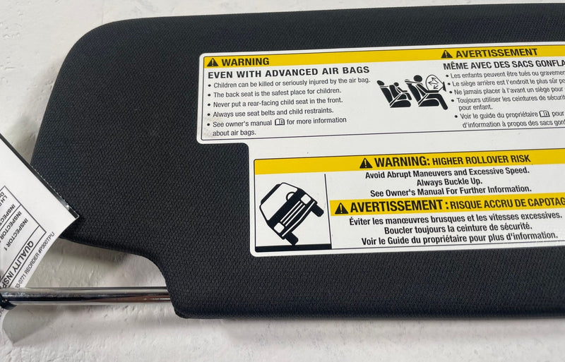 Load image into Gallery viewer, 25-26 CHEVROLET EQUINOX FRONT LEFT DRIVER SIDE SUN VISOR W/ MIRROR 1.5L # 112343
