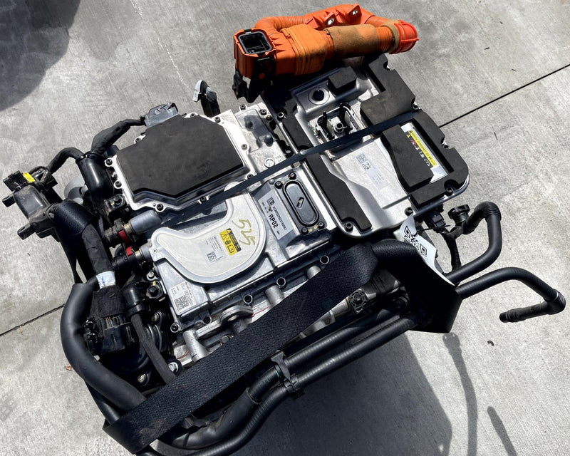 Load image into Gallery viewer, HYUNDAI IONIQ 6 RWD REAR ELECTRIC DRIVE ENGINE MOTOR ASSEMBLY 5K 23-25 # 110912
