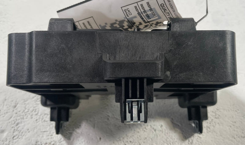 Load image into Gallery viewer, 2026 CHEVROLET EQUINOX GATEWAY COMPUTER CONTROL MODULE UNIT 1.5L # 112368
