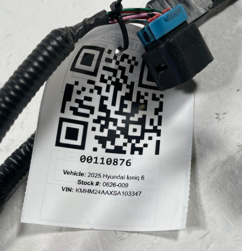 Load image into Gallery viewer, 2023 - 2025 HYUNDAI IONIQ 6 REAR BUMPER PARK ASSIST WIRE WIRING HARNESS # 110876

