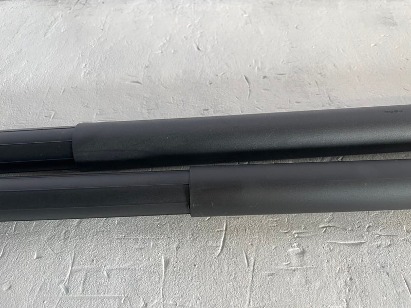 Load image into Gallery viewer, 2023-2024 HYUNDAI IONIQ 5 REAR LEFT &amp; RIGHT SIDE TRUNK SHOCK STRUT SET # 108607
