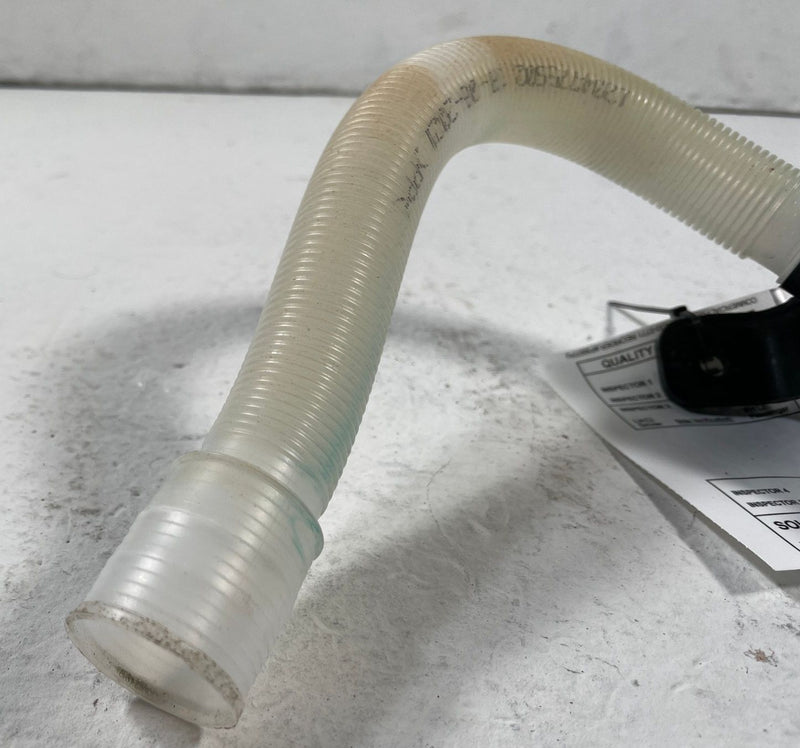 Load image into Gallery viewer, 2018-2025 BMW X3 X4 G01 G02 WINDSHIELD WASHER RESERVOIR TUBE PIPE W/CAP # 108261
