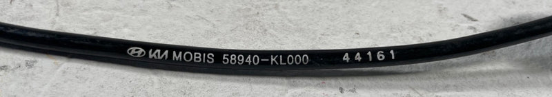 Load image into Gallery viewer, 2023-2025 HYUNDAI IONIQ 6 RWD FRONT RIGHT SIDE ABS SPEED WHEEL SENSOR # 110872
