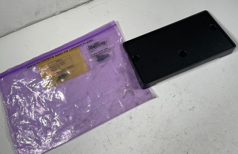 Load image into Gallery viewer, 2023-2025 HYUNDAI IONIQ 6 FRONT BUMPER LICENCE PLATE MOUNTING BRACKET # 110855
