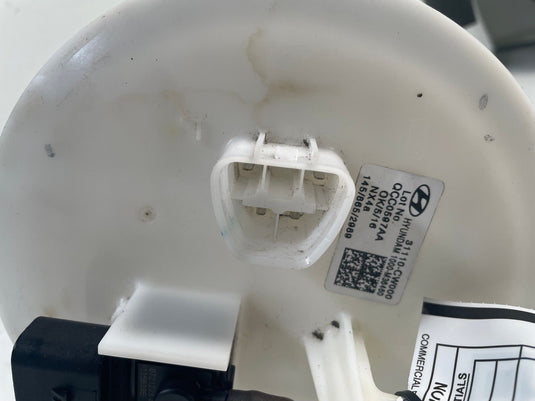 22-26 HYUNDAI TUCSON FUEL GAS PUMP SENDING UNIT ASSEMBLY 31110-CW000