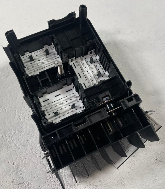 2025 - 2026 CHEVROLET EQUINOX ENGINE FUSE JUNCTION BOX 26599766 1.5L