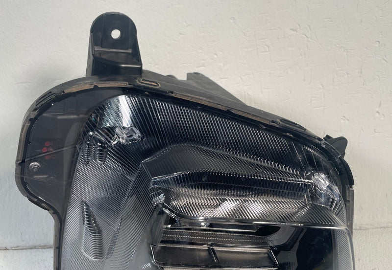 Load image into Gallery viewer, 2022-2024 HYUNDAI TUCSON FRONT RIGHT PASSENGER LED HEADLIGHT HEADLAMP # 113721
