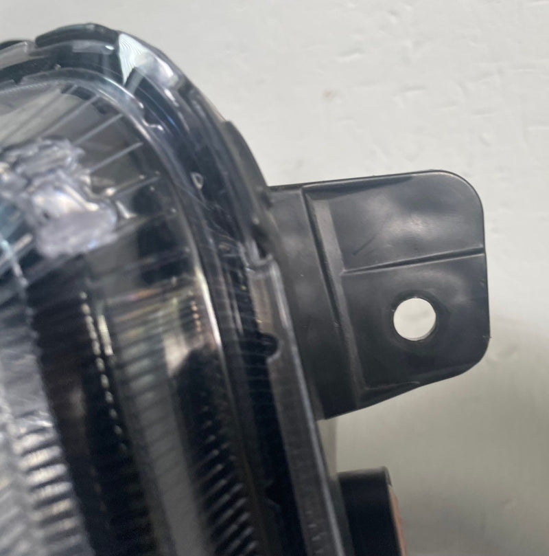 Load image into Gallery viewer, 2022-2024 HYUNDAI TUCSON FRONT RIGHT PASSENGER LED HEADLIGHT HEADLAMP # 113721
