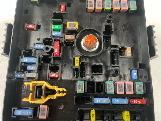 2025 - 2026 CHEVROLET EQUINOX ENGINE FUSE JUNCTION BOX 26599766 1.5L
