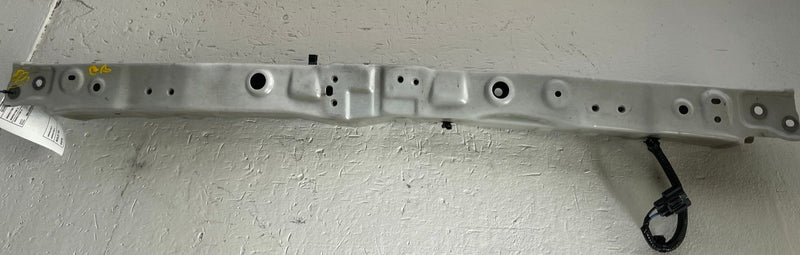 Load image into Gallery viewer, 19-25 HONDA PASSPORT RADIATOR CORE SUPPORT UPPER CENTER TIE BAR BRACKET # 113435
