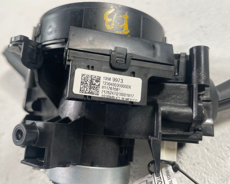 Load image into Gallery viewer, 25-26 CHEVROLET EQUINOX LEFT WIPER TURN SIGNAL COMNINATION COLUMN SWITCH #112354
