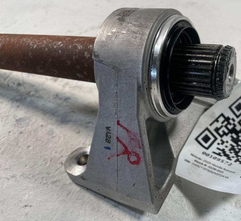 Load image into Gallery viewer, 2023 - 2025 HONDA ACCORD FRONT RIGHT SIDE INTERMEDIATE AXLE SHAFT 2.0L # 109572
