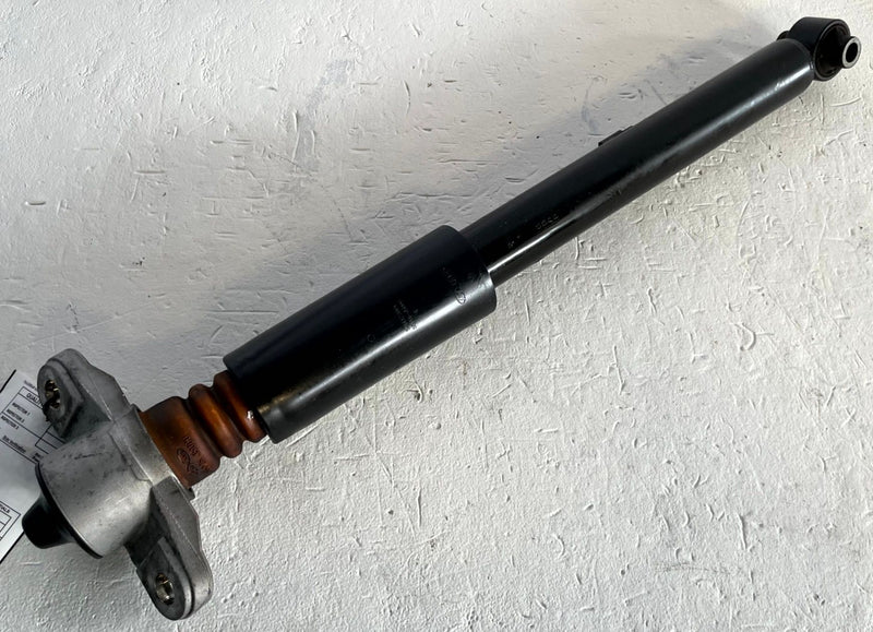 Load image into Gallery viewer, 2019-2023 GENESIS G70 REAR LEFT OR RIGHT SIDE SHOCK STRUT ABSORBER 2.0L # 110967
