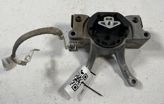 2019-2024 BMW X3 G01 RWD AUTOMATIC TRANSMISSION MOUNT SUPPORT BRACKET
