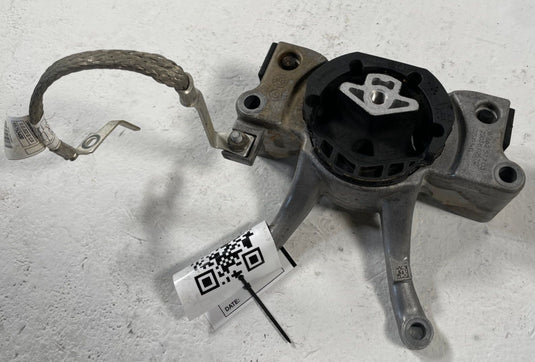 2019-2024 BMW X3 G01 RWD AUTOMATIC TRANSMISSION MOUNT SUPPORT BRACKET