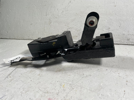 2018-2023 FORD MUSTANG REAR LEFT SIDE VIBRATION DAMPER FR3B-7611074-A