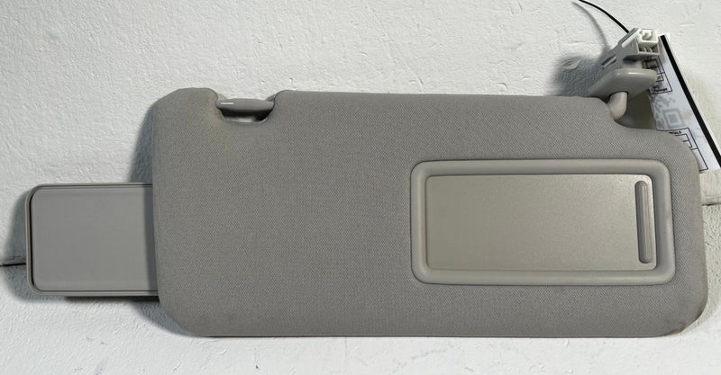 Load image into Gallery viewer, 2020 - 2025 MAZDA CX-5 FRONT RIGHT PASSENGER SIDE SUNVISOR SUN VISOR # 113755
