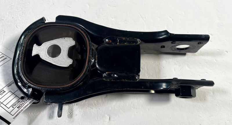 Load image into Gallery viewer, 2017-2025 MAZDA CX-5 ENGINE MOTOR TORQUE ROD REARWARD MOUNT BRACKET # 113750
