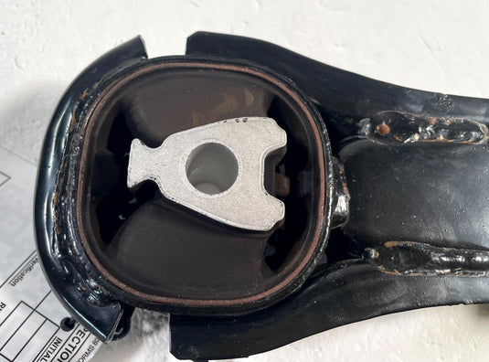 2017-2025 MAZDA CX-5 ENGINE MOTOR TORQUE ROD REARWARD MOUNT BRACKET