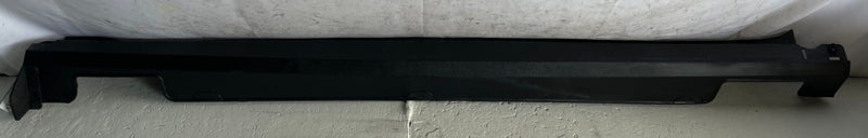 Load image into Gallery viewer, 2019 - 2025 HONDA PASSPORT RIGHT SIDE ROCKER PANEL SKIRT MOLDING BLACK # 113385
