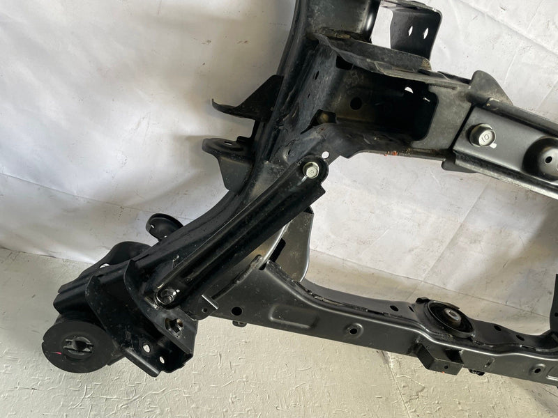 Load image into Gallery viewer, 22-24 HYUNDAI IONIQ 5 AWD REAR SUBFRAME CROSSMEMBER CROSS MEMBER CRADLE # 108600

