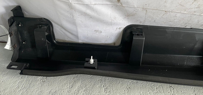 Load image into Gallery viewer, 2019 - 2025 HONDA PASSPORT RIGHT SIDE ROCKER PANEL SKIRT MOLDING BLACK # 113385
