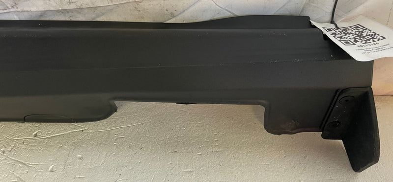 Load image into Gallery viewer, 2019 - 2025 HONDA PASSPORT LEFT SIDE ROCKER PANEL SKIRT MOLDING BLACK # 113386
