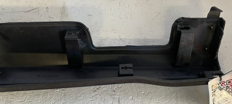 Load image into Gallery viewer, 2019 - 2025 HONDA PASSPORT LEFT SIDE ROCKER PANEL SKIRT MOLDING BLACK # 113386
