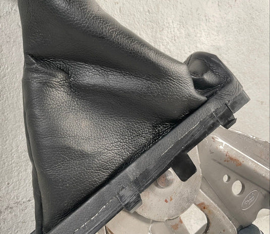 2015 - 2023 FORD MUSTANG EMERGENCY PARKING BRAKE RELEASE HANDLE LEVER