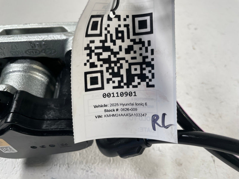 Load image into Gallery viewer, 2023 - 2025 HYUNDAI IONIQ 5 6 REAR LEFT DRIVER SIDE DISC BRAKE CALIPER # 110901

