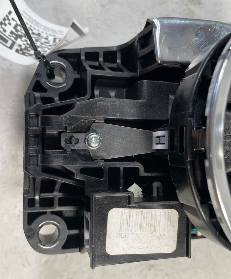 Load image into Gallery viewer, 2018 - 2023 FORD MUSTANG AUTO TRANSMISSION GEAR SHIFTER ASSEMBLY # 113515
