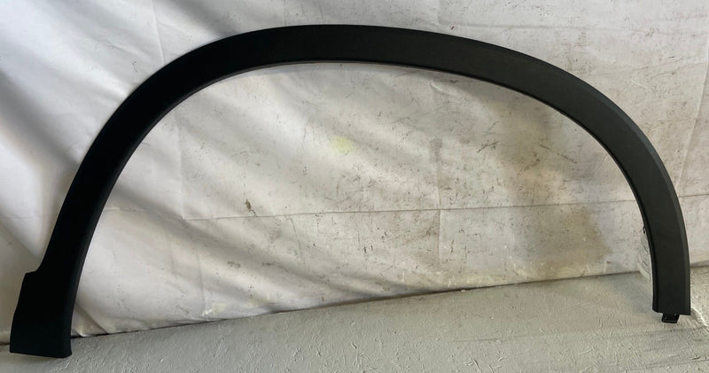 Load image into Gallery viewer, 19-25 HONDA PASSPORT FRONT RIGHT SIDE FENDER WHEEL ARCH FLARE MOLDING # 113433
