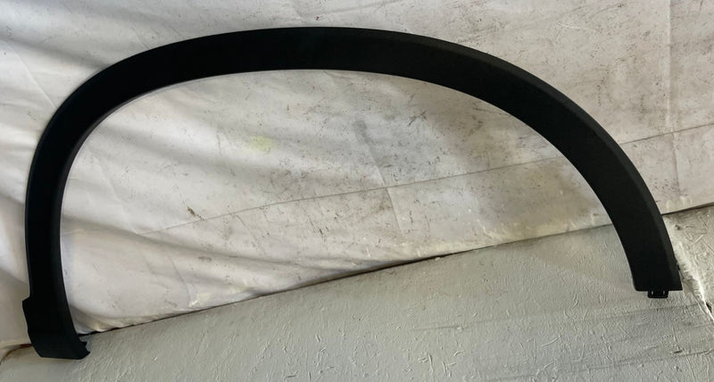 Load image into Gallery viewer, 19-25 HONDA PASSPORT FRONT RIGHT SIDE FENDER WHEEL ARCH FLARE MOLDING # 113433
