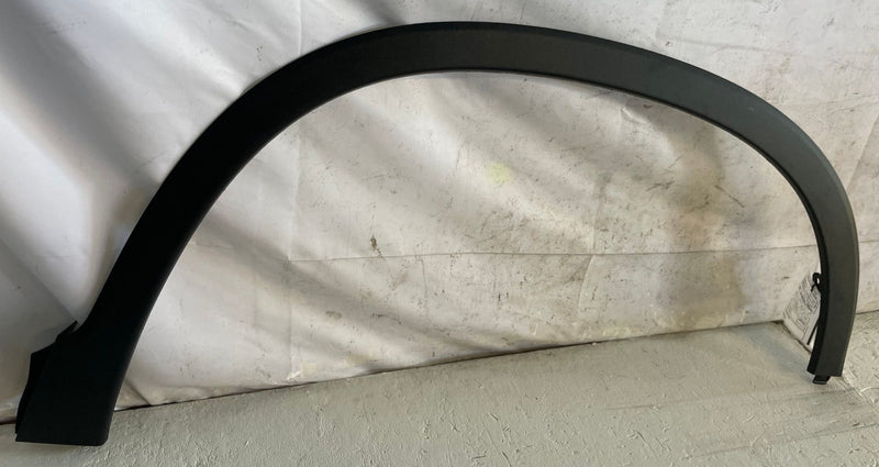 Load image into Gallery viewer, 19-25 HONDA PASSPORT FRONT RIGHT SIDE FENDER WHEEL ARCH FLARE MOLDING # 113433
