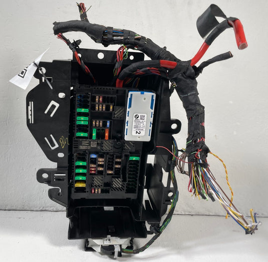 2018 - 2024 BMW X3 G01 DASHBOARD FUSE RELAY CABIN JUNCTION BOX