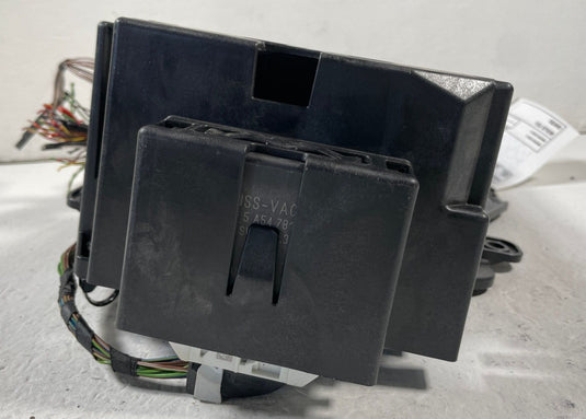 2018 - 2024 BMW X3 G01 DASHBOARD FUSE RELAY CABIN JUNCTION BOX