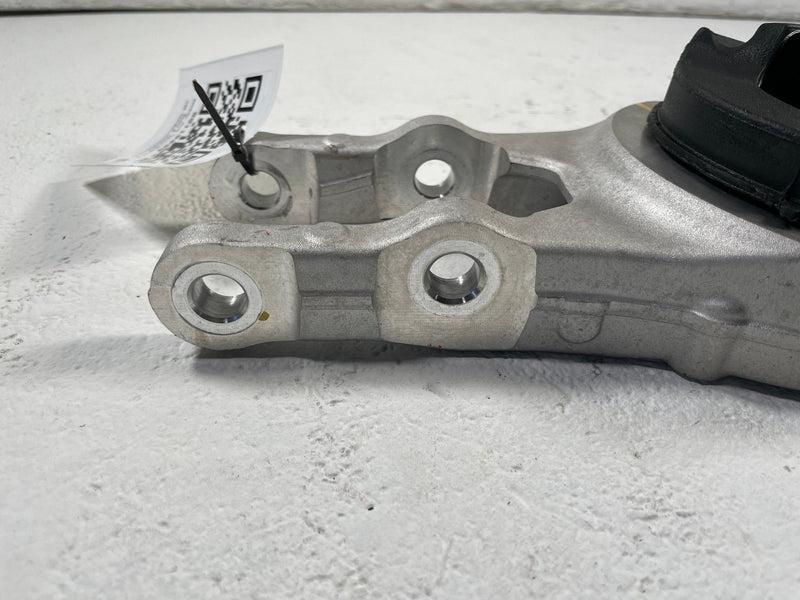 Load image into Gallery viewer, 2023 - 2025 HYUNDAI IONIQ 5 6 REAR RIGHT LOWER CONTROL ARM SPRING PERCH # 110889
