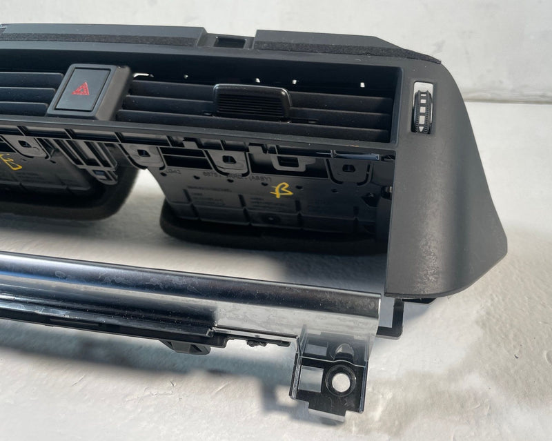 Load image into Gallery viewer, 2021-2025 NISSAN ROGUE DASH DASHBOARD CENTER HVAC AC AIR VENT GRILLE # 106798
