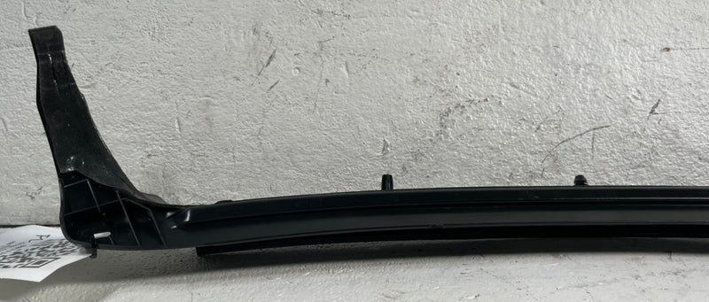 Load image into Gallery viewer, 15-23 FORD MUSTANG CONVERTIBLE LEFT A PILLAR MOLDING RETAINER BRACKET #113563
