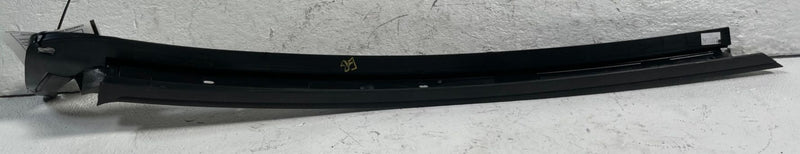 Load image into Gallery viewer, 15-23 FORD MUSTANG CONVERTIBLE LEFT A PILLAR MOLDING RETAINER BRACKET #113563
