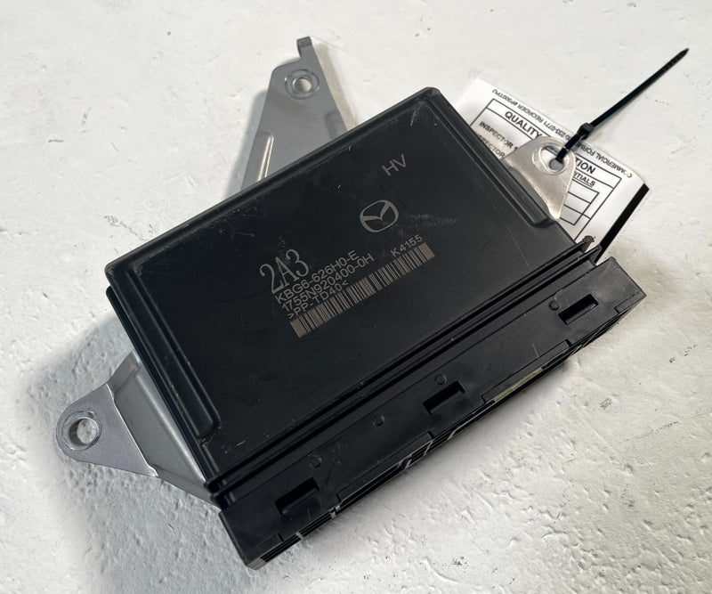Load image into Gallery viewer, 2017-2025 MAZDA CX-5 REAR POWER LIFTGATE CONTROL MODULE UNIT KBG6626H0E # 113764
