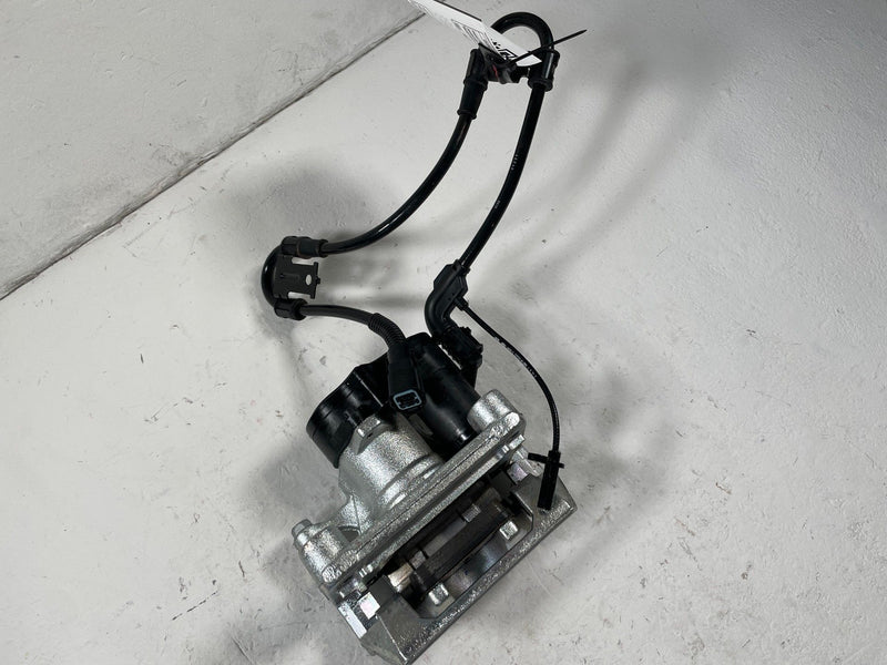 Load image into Gallery viewer, 2023-2025 HYUNDAI IONIQ 5 6 REAR RIGHT PASSENGER SIDE DISC BRAKE CALIPER #110890
