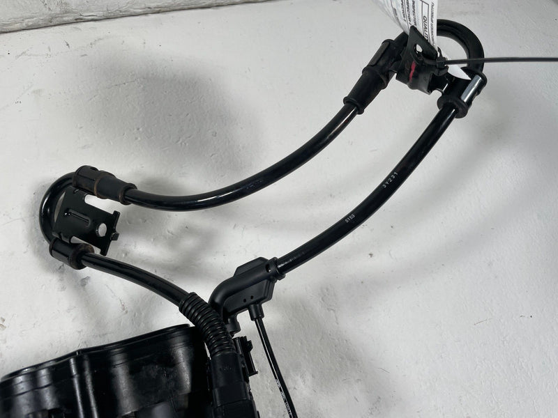 Load image into Gallery viewer, 2023-2025 HYUNDAI IONIQ 5 6 REAR RIGHT PASSENGER SIDE DISC BRAKE CALIPER #110890

