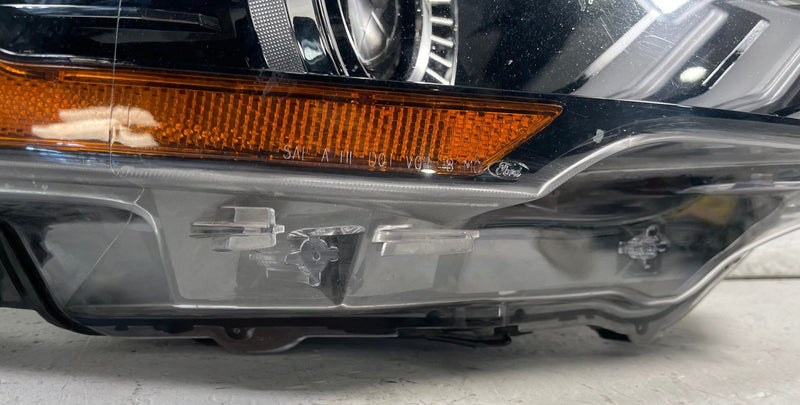 Load image into Gallery viewer, 2018 - 2023 FORD MUSTANG FRONT RIGHT PASSENGER SIDE LED HEADLIGHT LAMP # 113554
