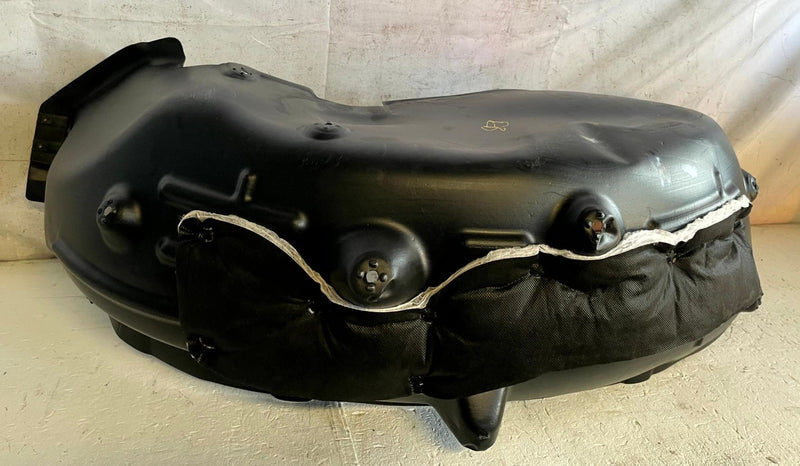 Load image into Gallery viewer, 2019 - 2025 HONDA PASSPORT REAR RIGHT SIDE FENDER LINER SPLASH SHIELD # 113414
