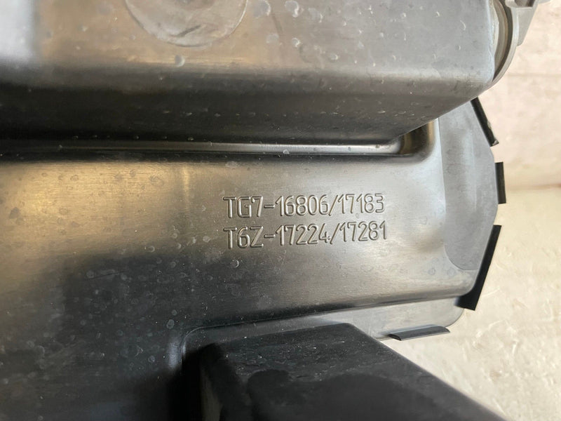 Load image into Gallery viewer, 2019 - 2025 HONDA PASSPORT WINDSHIELD WASHER RESERVOIR TANK W/ SENSOR # 113377
