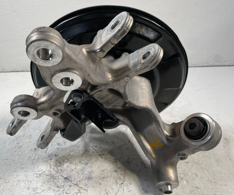 Load image into Gallery viewer, 23-25 HONDA ACCORD REAR LEFT DRIVER SPINDLE KNUCKLE W/ BEARING HUB 2.0L # 109573
