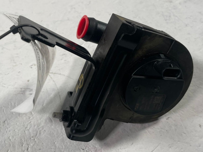 Load image into Gallery viewer, 2025-2026 CHEVROLET EQUINOX ENGINE COOLANT COOLING AUXILIARY WATER PUMP # 112348

