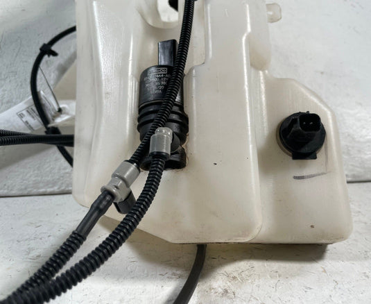 2018 - 2023 FORD MUSTANG WINDSHIELD WASHER FLUID RESERVOIR TANK 2.3L